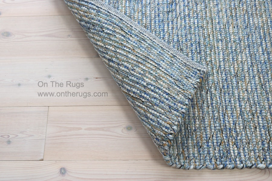 Fuschl - Håndvævede kludetæpper fra Tisca - Blå, Rød og – On The Rugs